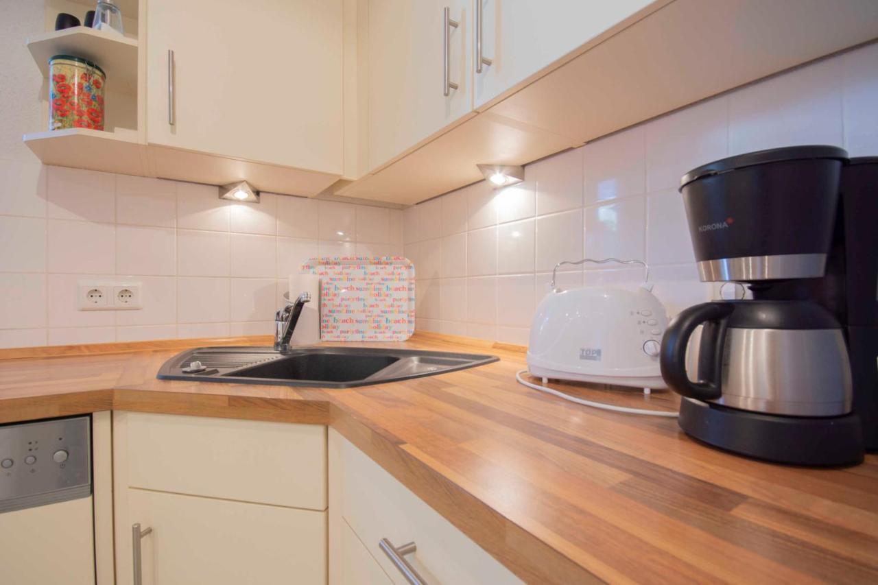 Ferienwohnung Deichblick Sellin  Buitenkant foto